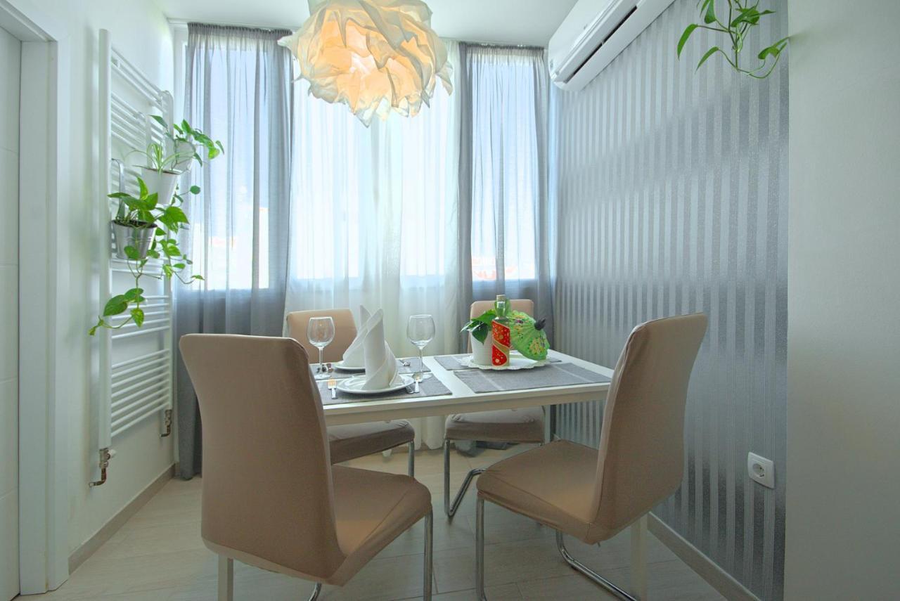 App Enterprise Umag Apartamento Exterior foto