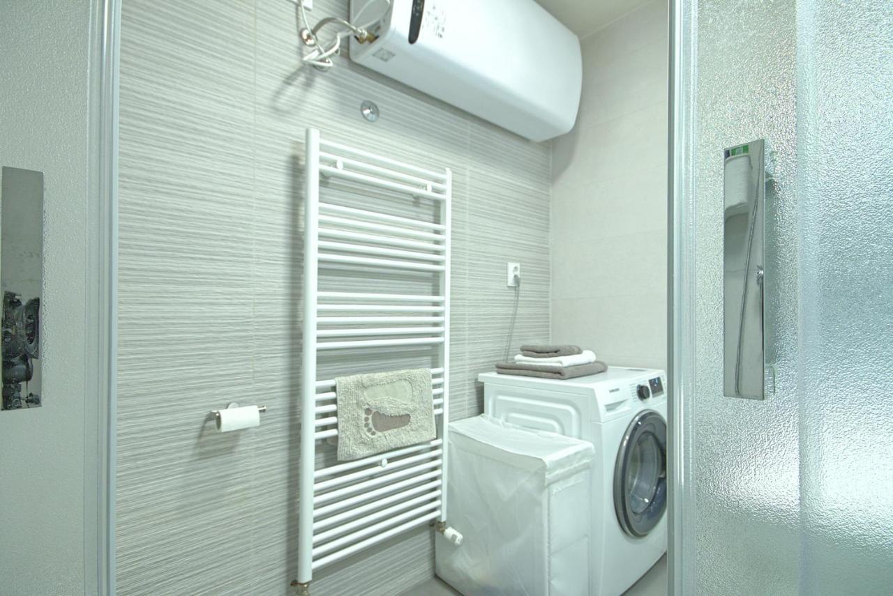 App Enterprise Umag Apartamento Exterior foto