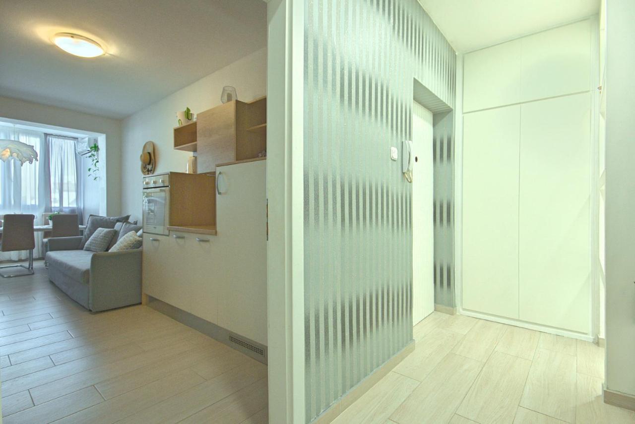 App Enterprise Umag Apartamento Exterior foto